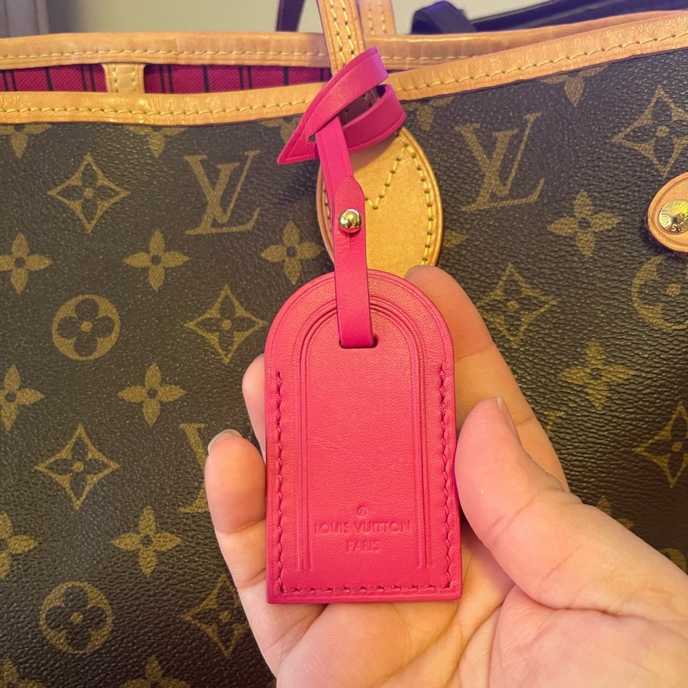 Lv Pink Freesia tags